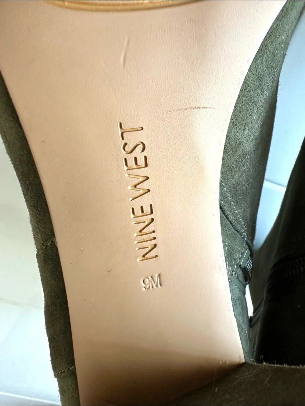 Nine West Olive Green Suede Leather Ankle Boots 9M Block Heel